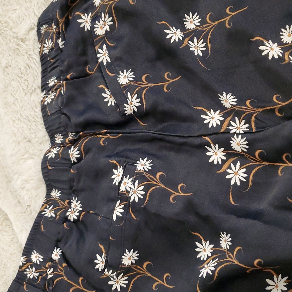 Anthropologie Navy Floral Wide-Leg Pants - Picture 5 of 16